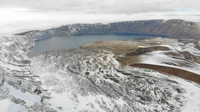Unesco’ya Aday Nemrut Kalderasında Göz Kamaştıran Kar Manzaraları