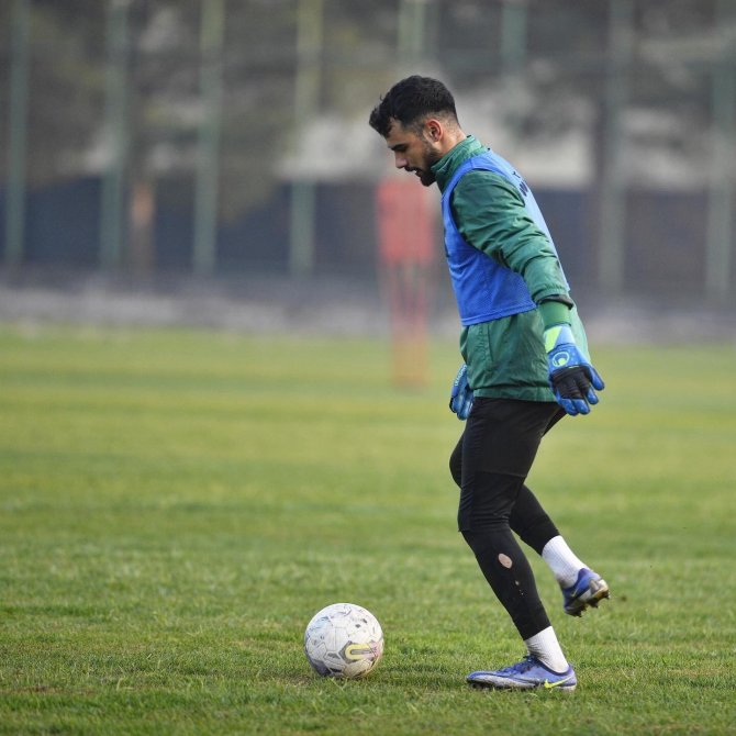 Bursaspor Günü Çift İdmanla Tamamladı