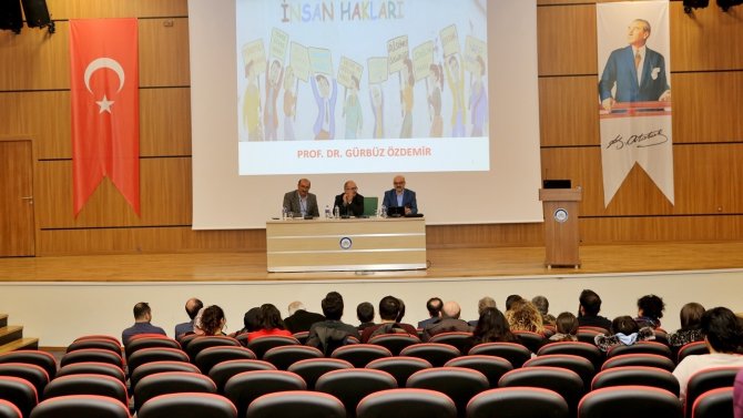 Modern Dünyada Ve İ̇slam’da İnsan Hakları Panelde Ele Alındı
