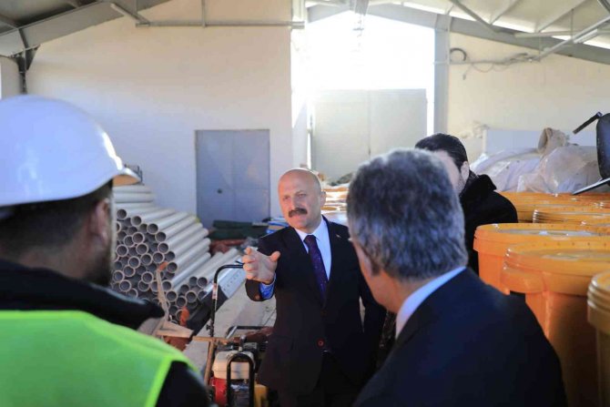 Türkiye’ye Örnek Olacak Ahırlar Projesi’nin Yapımı Tüm Hızıyla Devam Ediyor