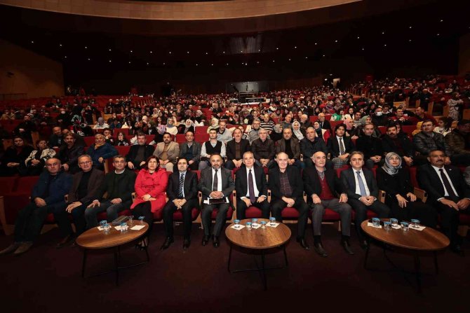 Milli Şair Mehmet Akif, Denizli’de Bilinmeyen Yönleriyle Anlatıldı