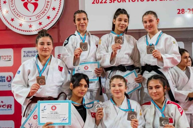 Denizlili Kadın Judo Takımı Avrupa Golden Lig’de