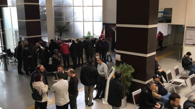 Eyt Müjdesi Sonrası Sgk’da Hareketlilik