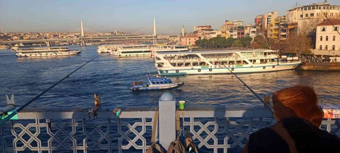 Galata Köprüsü Ve Atatürk Köprüsü’nde Amatör Balıkçılar Denetlendi