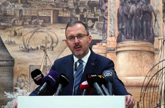 Bakan Kasapoğlu: "Türkiye, 2022 Yılında 51 Branşta 6 Bin 127 Madalya Kazandı"