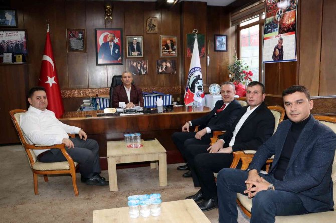 Zonguldak Belediye Başkanı Alan’dan Demir’e Taziye Ziyareti