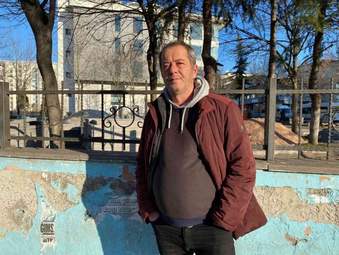 Sancaktepe’de Kaçırmaya Çalıştığı Genç Kadını Vurarak Hastanelik Etti