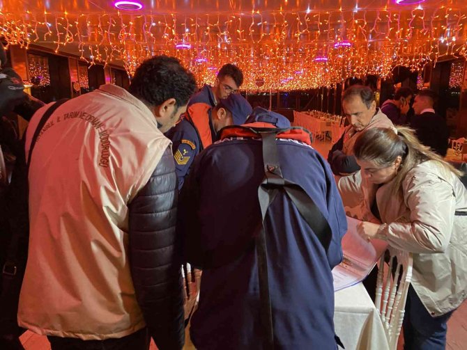 İ̇stanbul Boğazı’nda Yılbaşı Öncesi Teknelere Kaçak Ve Sahte İçki Denetimi