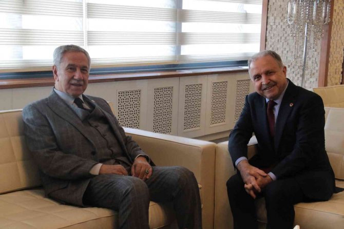 Çiçek Ve Arınç’tan İ̇hlas Medya Ankara Grubu Temsilcisi Kahraman’a Ziyaret