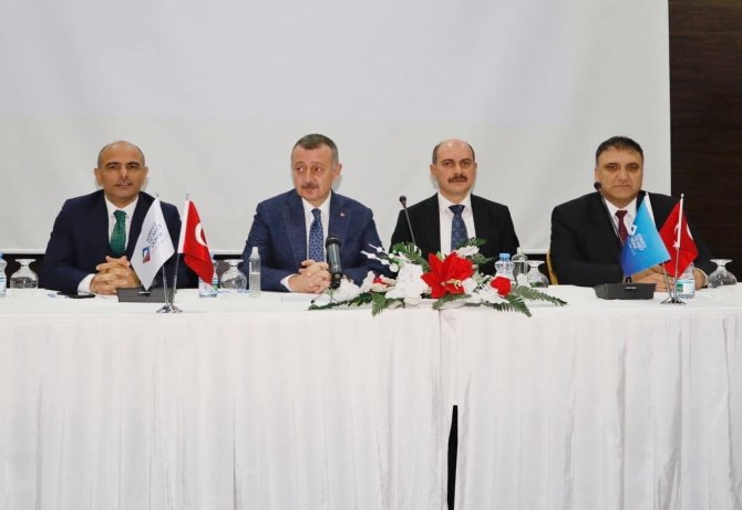 Körfez’deki Tır Yoğunluğuna Çözüm Getirilecek