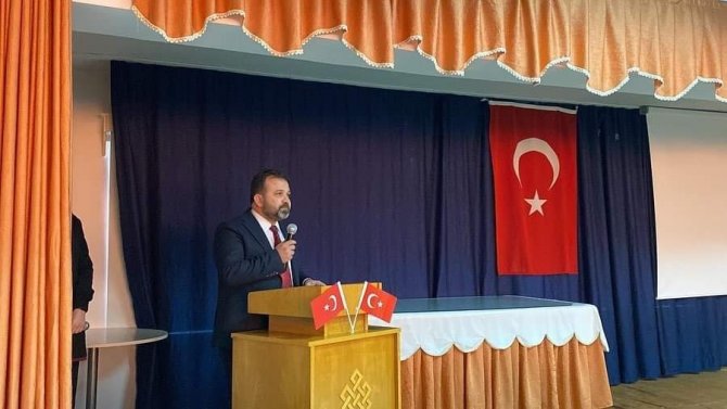 Mezun Olduğu Okulun Öğrencilerine Mesleğini Tanıttı