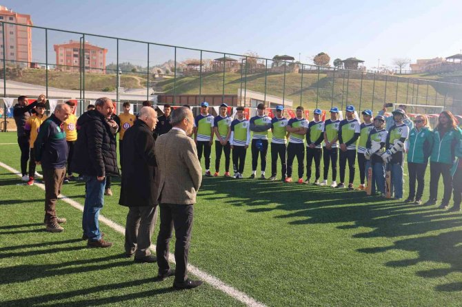 Kriket Türkiye Şampiyonası Devam Ediyor