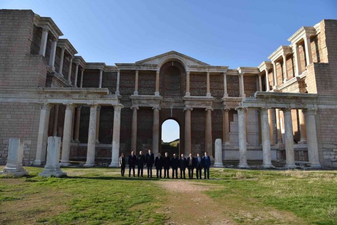 Zafer Kalkınma Ajansı Yönetim Kurulu Salihli’de Toplandı