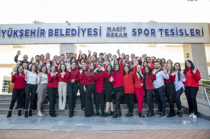 Ayhan: "Teksi̇n Ekibi Yılbaşında Görev Başında"