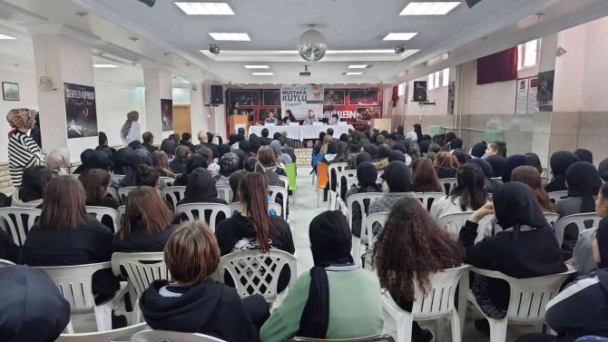 Mustafa Kutlu Paneli Düzenlendi