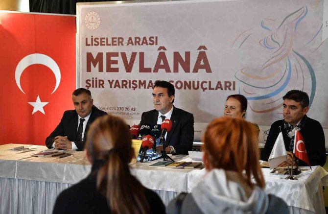 Mevlana Şiir Yarışması’na Kız Öğrenciler Damga Vurdu