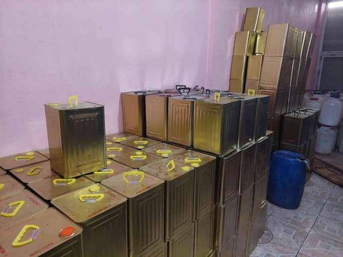 Osmaniye’de 46 Teneke Zeytinyağı Çalan 2 Şüpheli Yakalandı