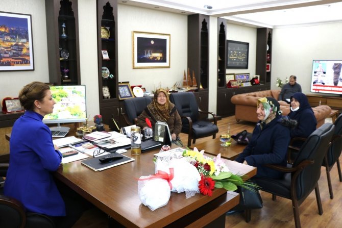 Başkan Elif Köse, "Her Daim Halkımızla İç İçeyiz"
