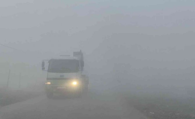 Yoğun Sis Hayatı Olumsuz Etkiledi