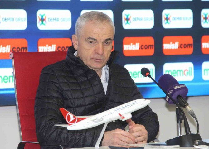 Rıza Çalımbay: “İ̇ptal Edilen Golün Sebebi Açıklansın”