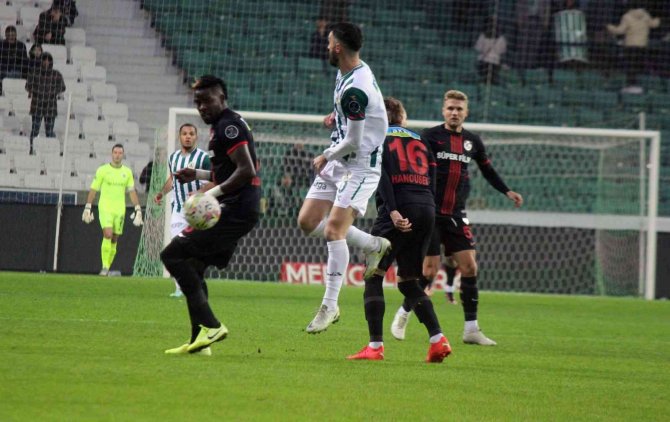 Spor Toto Süper Lig: Giresunspor: 1 - Gaziantep Fk: 0 (İ̇lk Yarı)