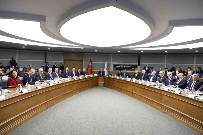 Bakan Kirişci: “Su Kaynaklarının Bütüncül Havza Yönetimiyle Korunmasını Hedefliyoruz"