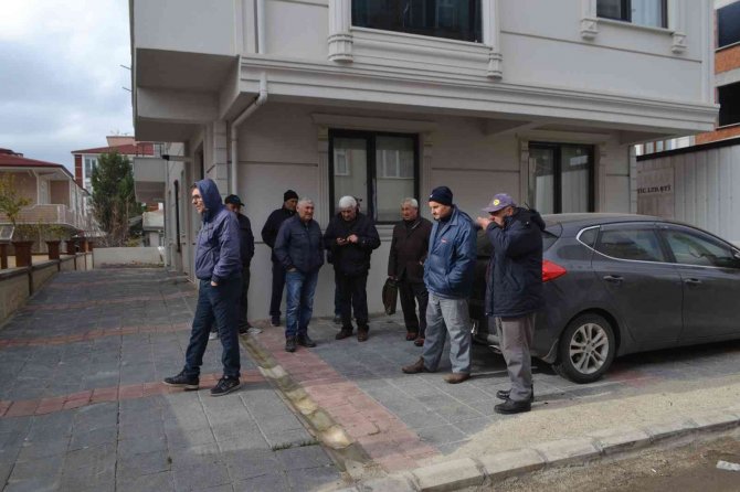 3 Gündür Haber Alınamıyordu, Evinde Ölü Bulundu