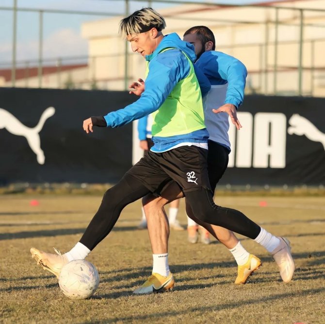 Afyonspor, Devre Arası Hazırlığı Çerçevesinde Antrenmanlara Devam Ediyor