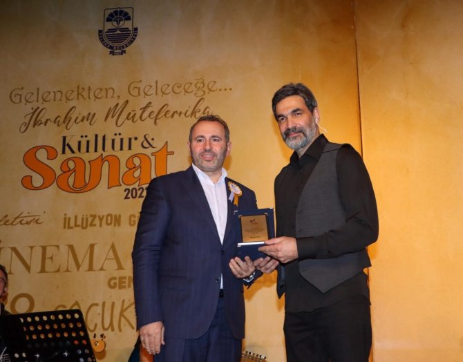 Mehmet Akif Ersoy, Uğur Işılak’ın Yorumuyla Anıldı