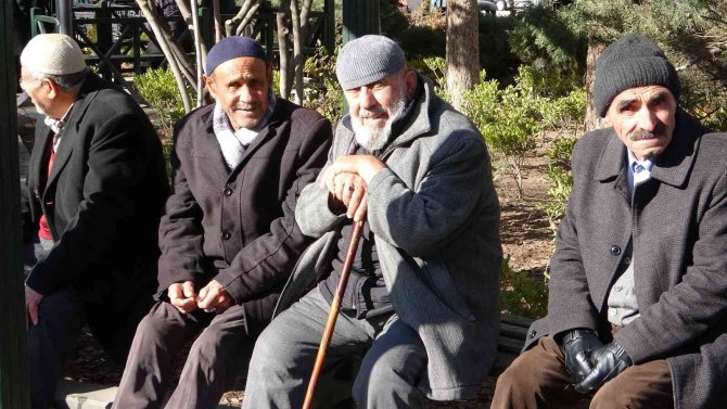 Van Kara Hasret Kaldı