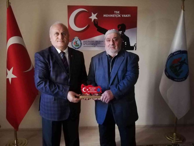Yardımsever Gurbetçiden Anlamlı Bağış