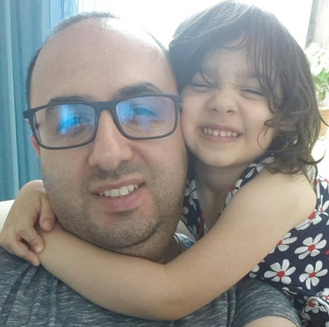 Amasya’da Boğaz Ağrısı Çeken 7 Yaşındaki Melis Acil Serviste Hayatını Kaybetti