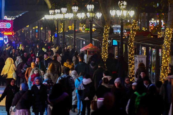Başkent Yeni Yıla Hazır