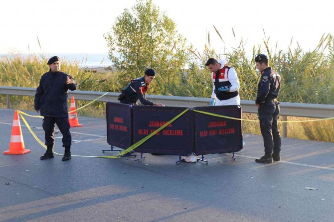 Otomobilin Çarptığı Motosikletli Çift Hayatını Kaybetti