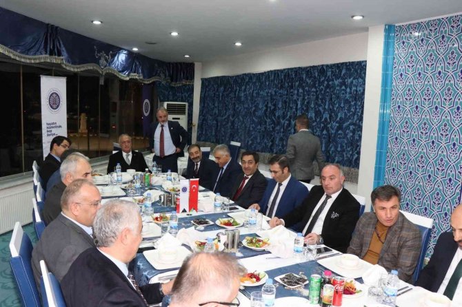Danışma Kurulu Üyeleri Atatürk Üniversitesinde Buluştu