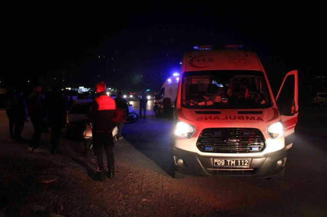Otomobil Yarışı Kazayla Bitti, Nişanlı Çift Yaralandı