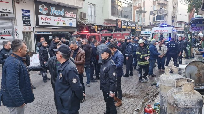 Vali Aksoy: “İ̇lk Tespitimiz Tüp Değişimi Sırasında Patlama Olduğu Yönünde”