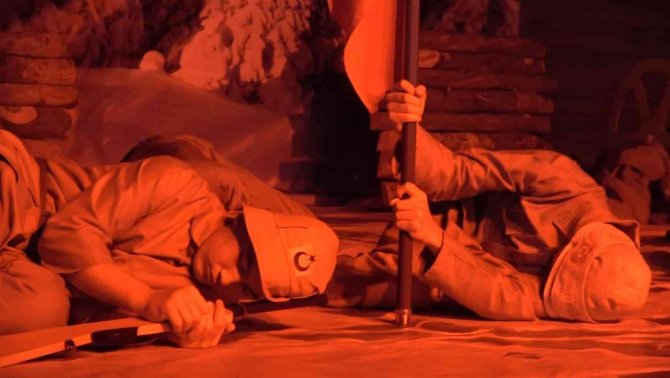 Ayvalık’ta Sarıkamış Şehitleri İçin Duygusal Gösterim