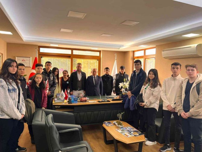 Lise Öğrencileri İçin Dış Ticaret Eğitimi Düzenlendi