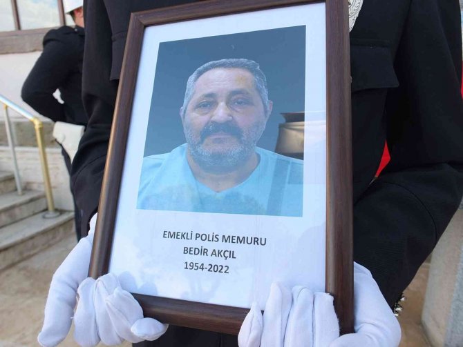 Burhaniye’ De Hayatını Kaybeden Emekli Polis İçin Tören Düzenlendi
