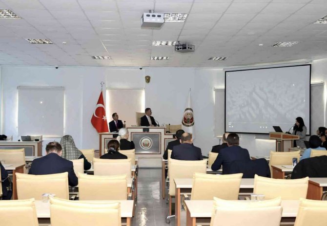 Kadına Yönelik Şiddet Masaya Yatırıldı