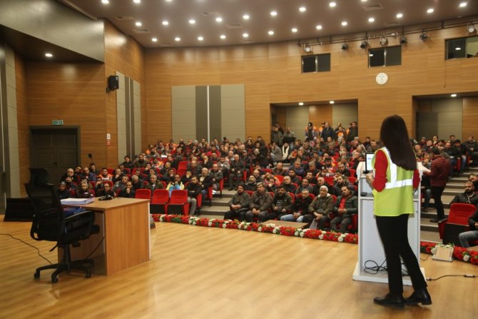Melikgazi Belediyesi Personeline İş Sağlığı Ve Güvenliği Eğitimi Verildi