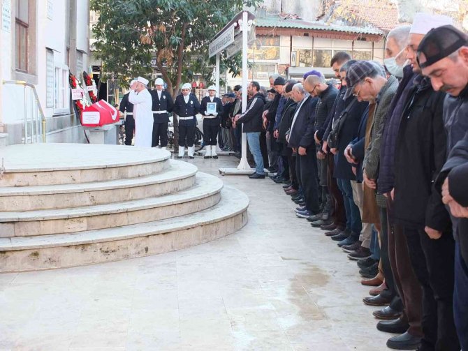 Burhaniye’ De Hayatını Kaybeden Emekli Polis İçin Tören Düzenlendi