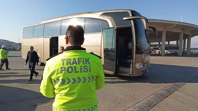 Yeni Yıl Öncesi Terminalde Sıkı Denetim