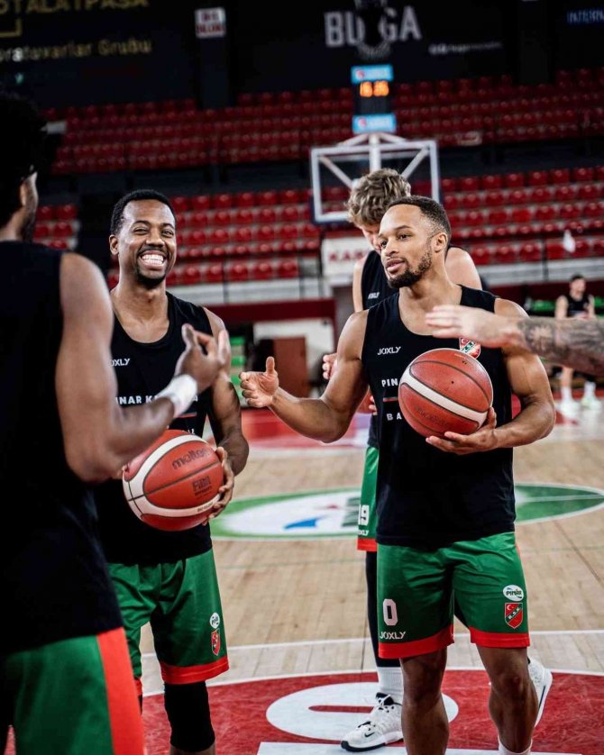 Ufuk Sarıca: “Sezon Başında Takımı Kurmakta Zorlandık”