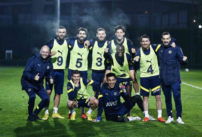 Fenerbahçe, Antalyaspor Maçı Hazırlıklarına Başladı