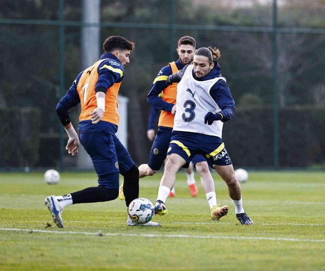 Fenerbahçe, Antalyaspor Maçı Hazırlıklarına Başladı