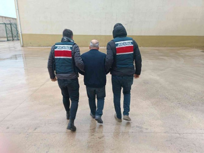 Gaziantep’te Jandarma 9 Günde 23 Aranan Şahsı Yakaladı