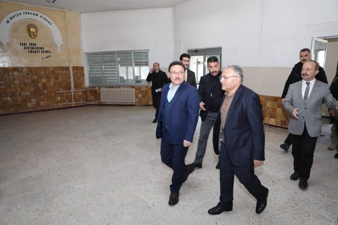 Vali Çiçek Ve Başkan Büyükkılıç’tan Engelli Vatandaşlara Kooperatif Müjdesi