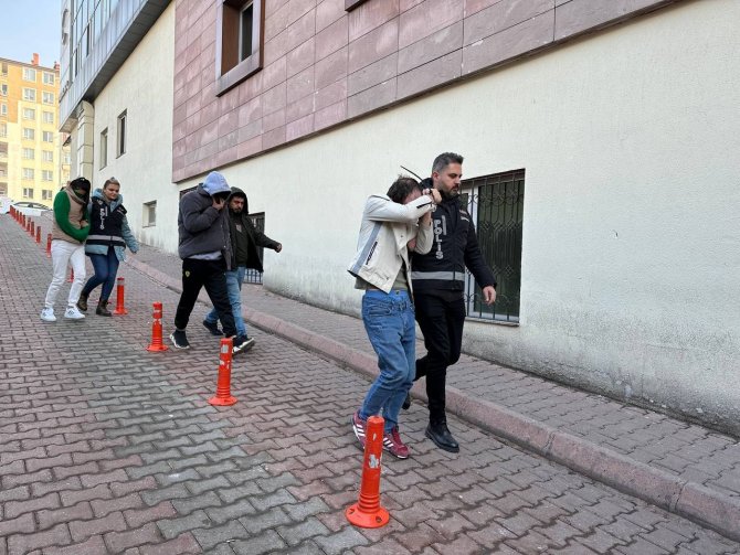 Sahte Para Operasyonunda 3 Tutuklama
